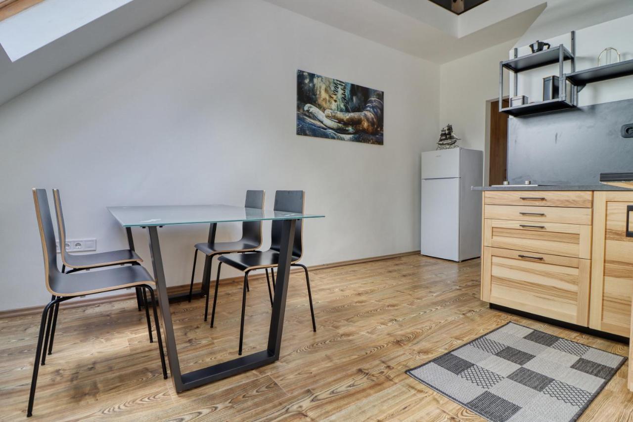 Zenloft Apartman Eger Exterior foto